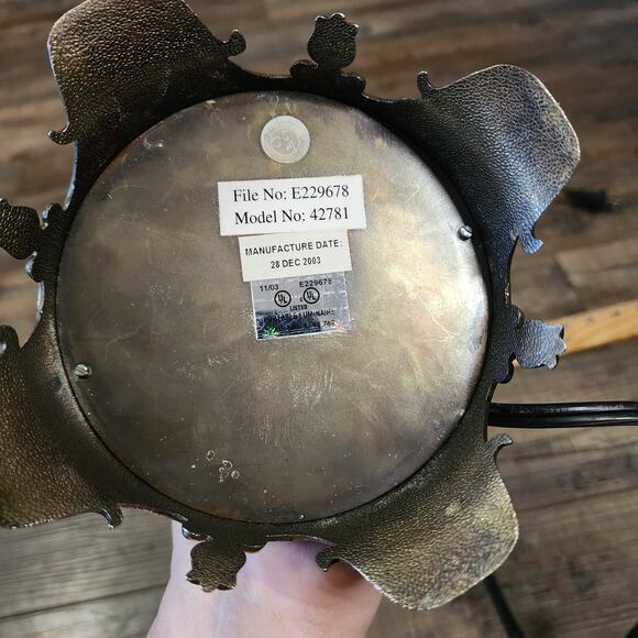 Vintage Side Table Cut glass beautiful classic look tested and works Lamp T - Picture 10 of 10